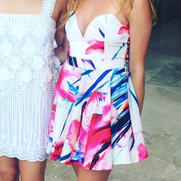 Tropical Floral Strapless Mini Dress - Picture 6 of 6